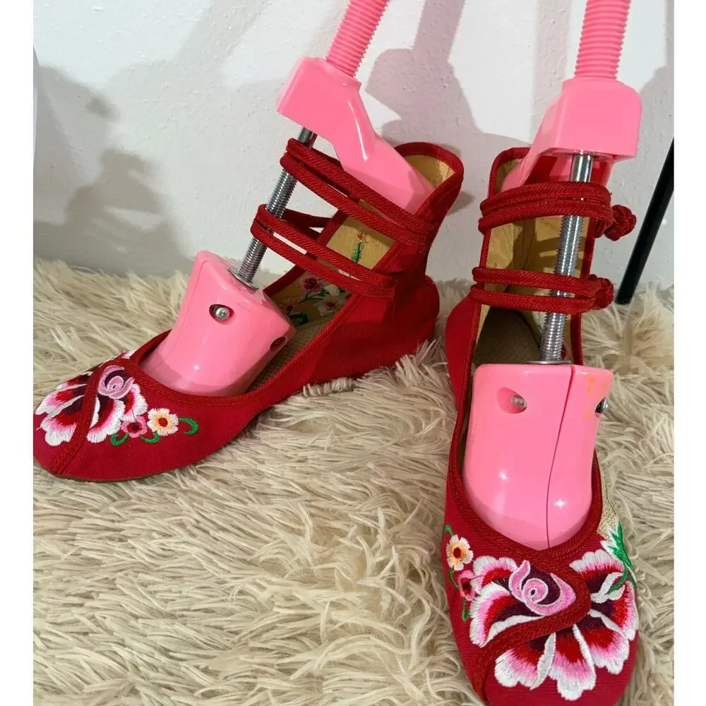Vintage Chinese Embroidered Floral Mary Jane Flats Red Canvas Linen EU 40 US 8
